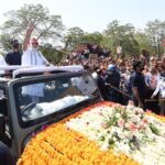 Narendra Modi’s Road Show: This time target is Gujarat! After winning four states, Modi’s Roadshow is on the streets of Ahmedabad